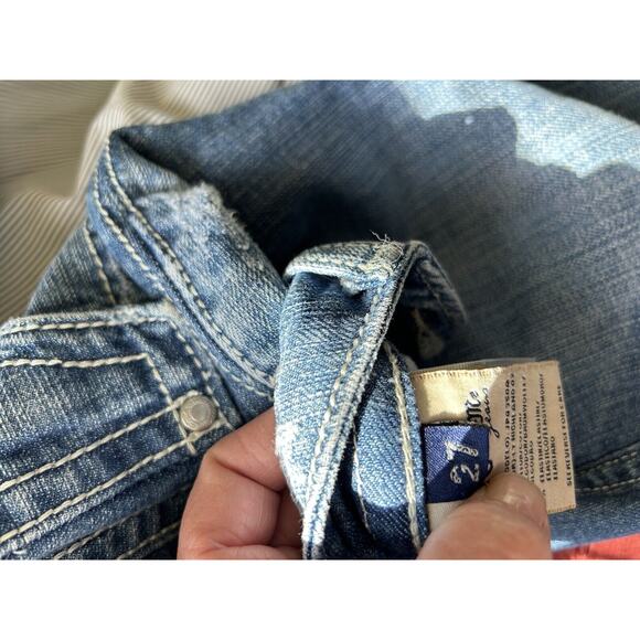 Miss Me Mid Rise Stretch Cropped Capri Jeans-Size 27 - Picture 6 of 6